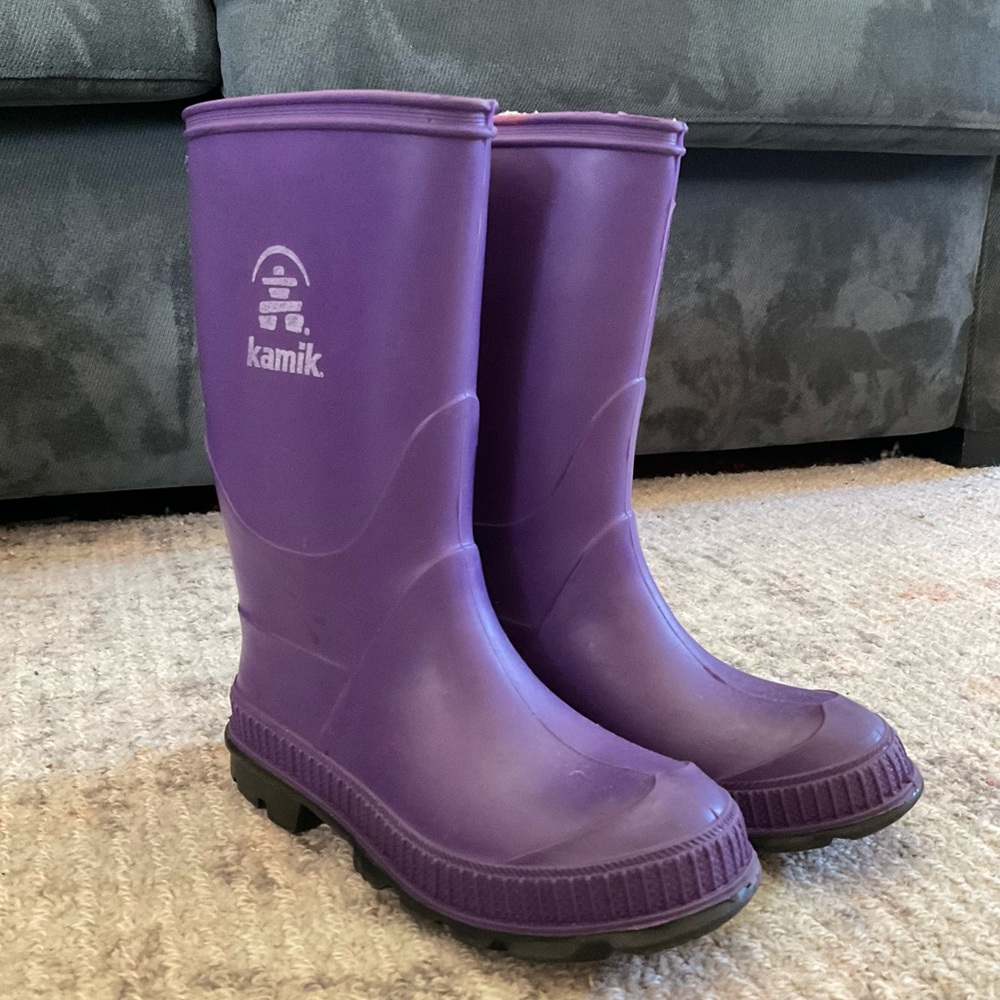 Kamik kids purple rainboots (size 12)